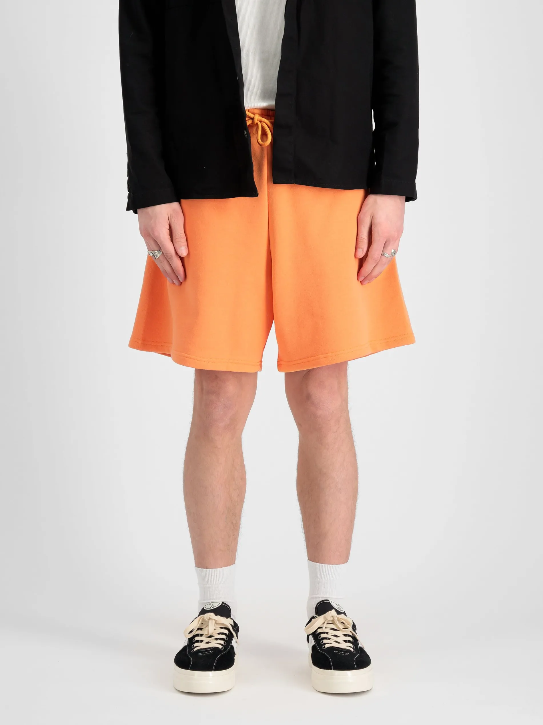 ALPHA ESSENTIAL RELAXED SHORT