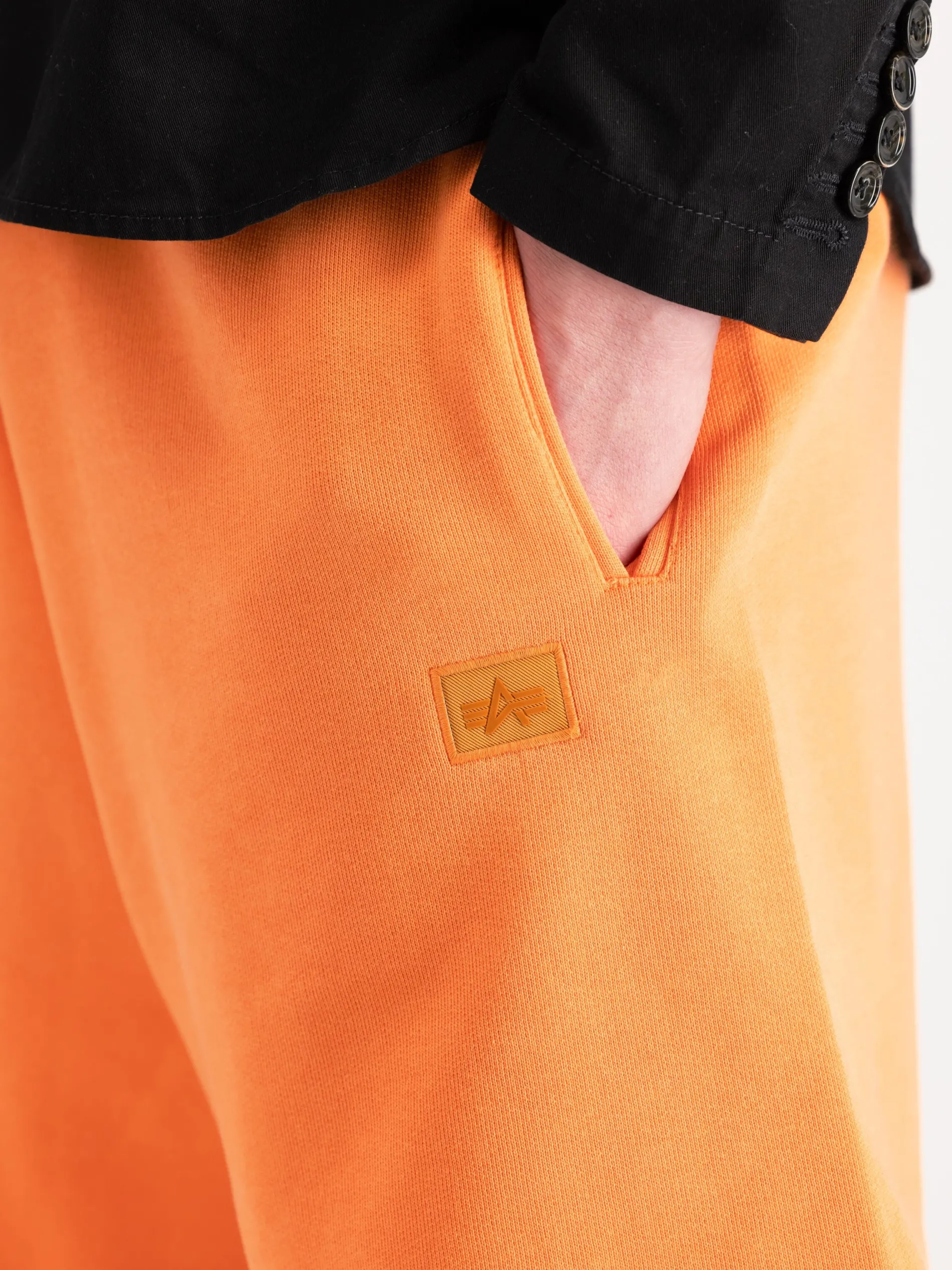 ALPHA ESSENTIAL RELAXED SHORT