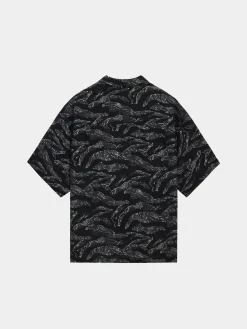 CAMO RELAXED CAMP SHORT SLEEVE SHIRT