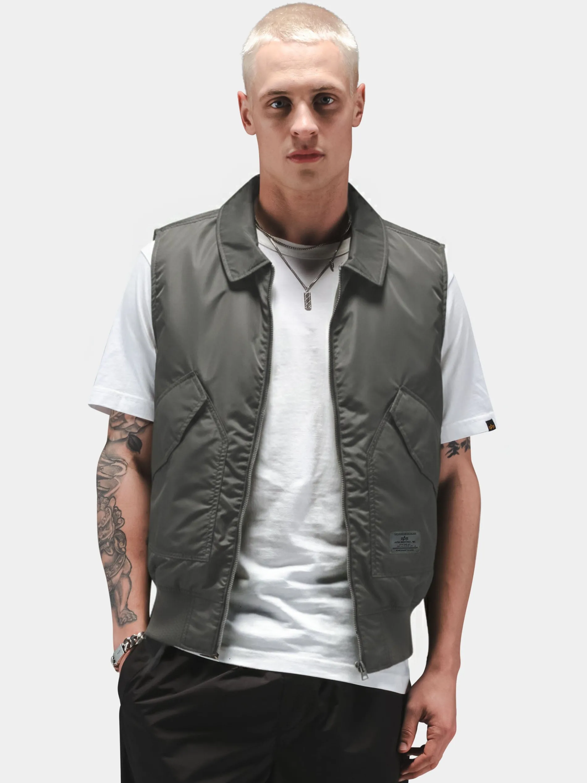 CWU 36/P RELAXED VEST