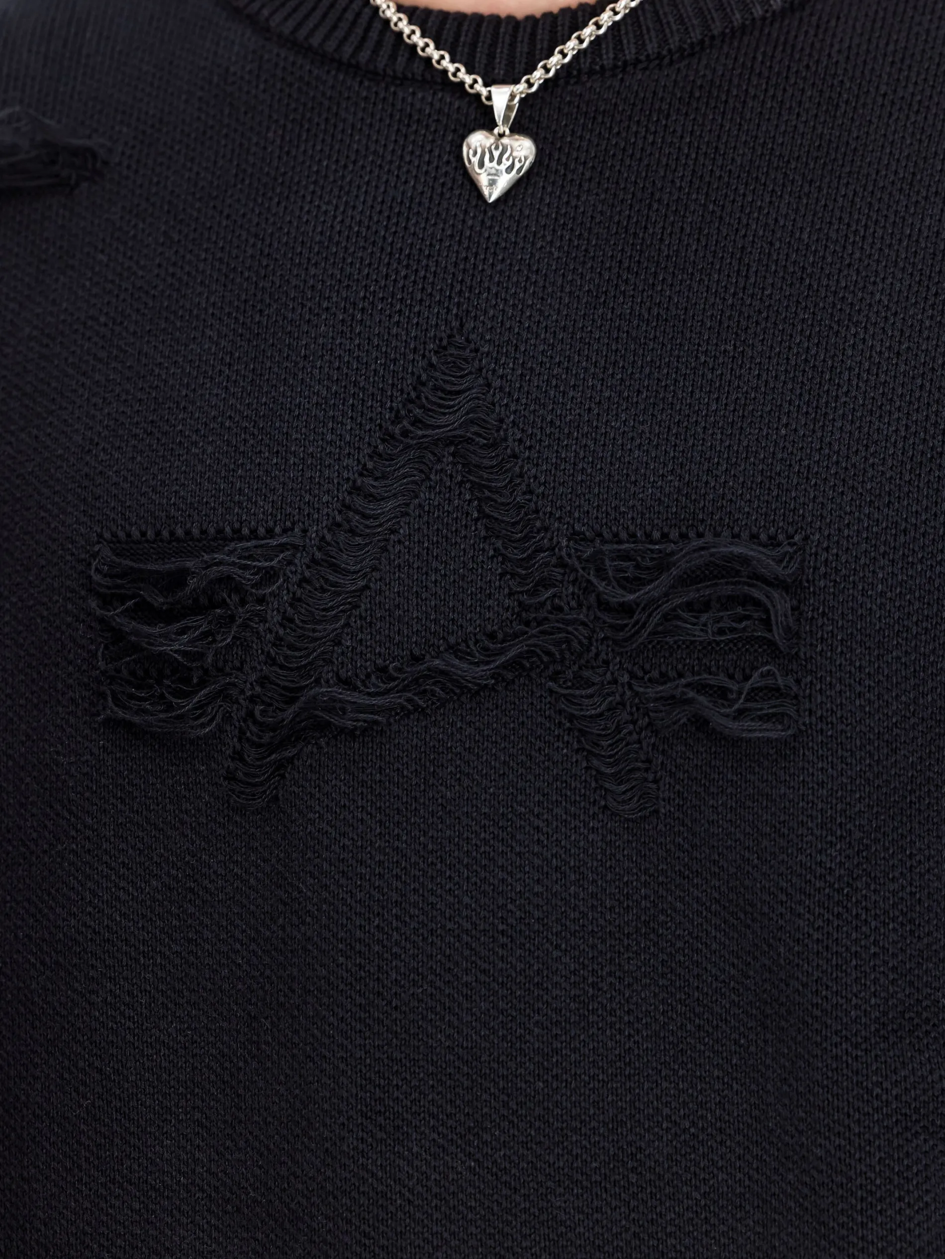 DISTRESSED LOGO PULLOVER