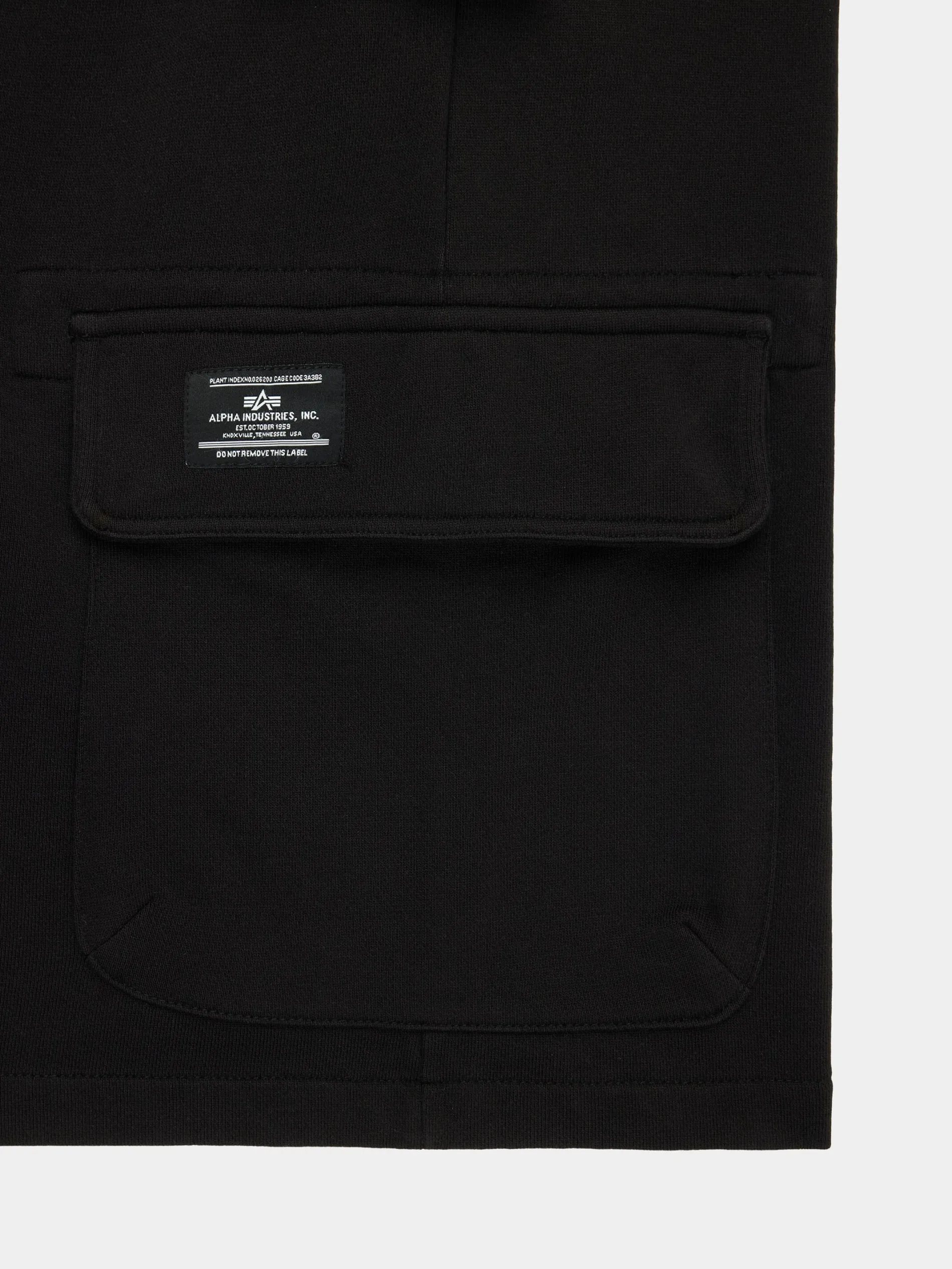 ESSENTIAL CARGO FRENCH TERRY SHORT