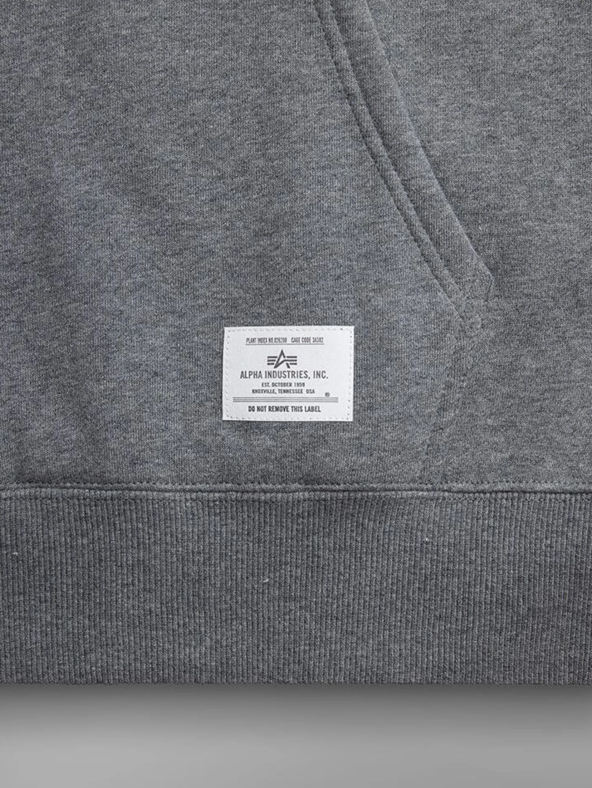 ESSENTIAL HOODIE