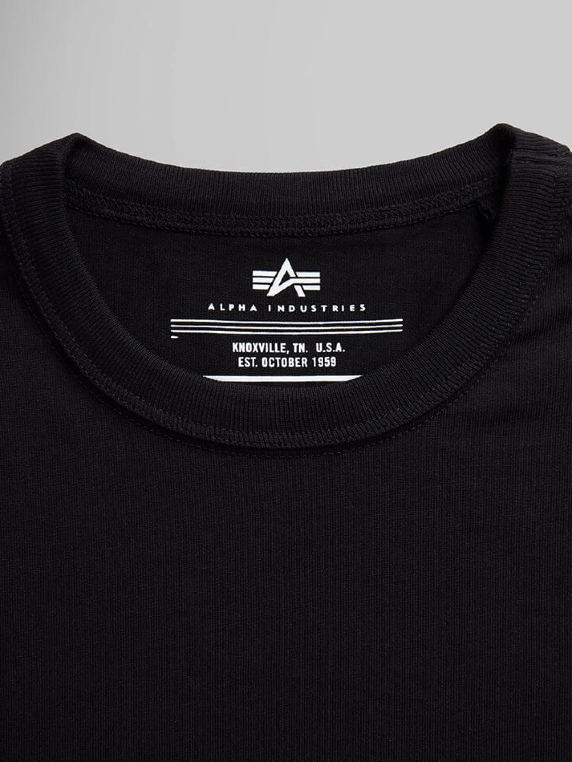 ESSENTIAL RELAXED TEE