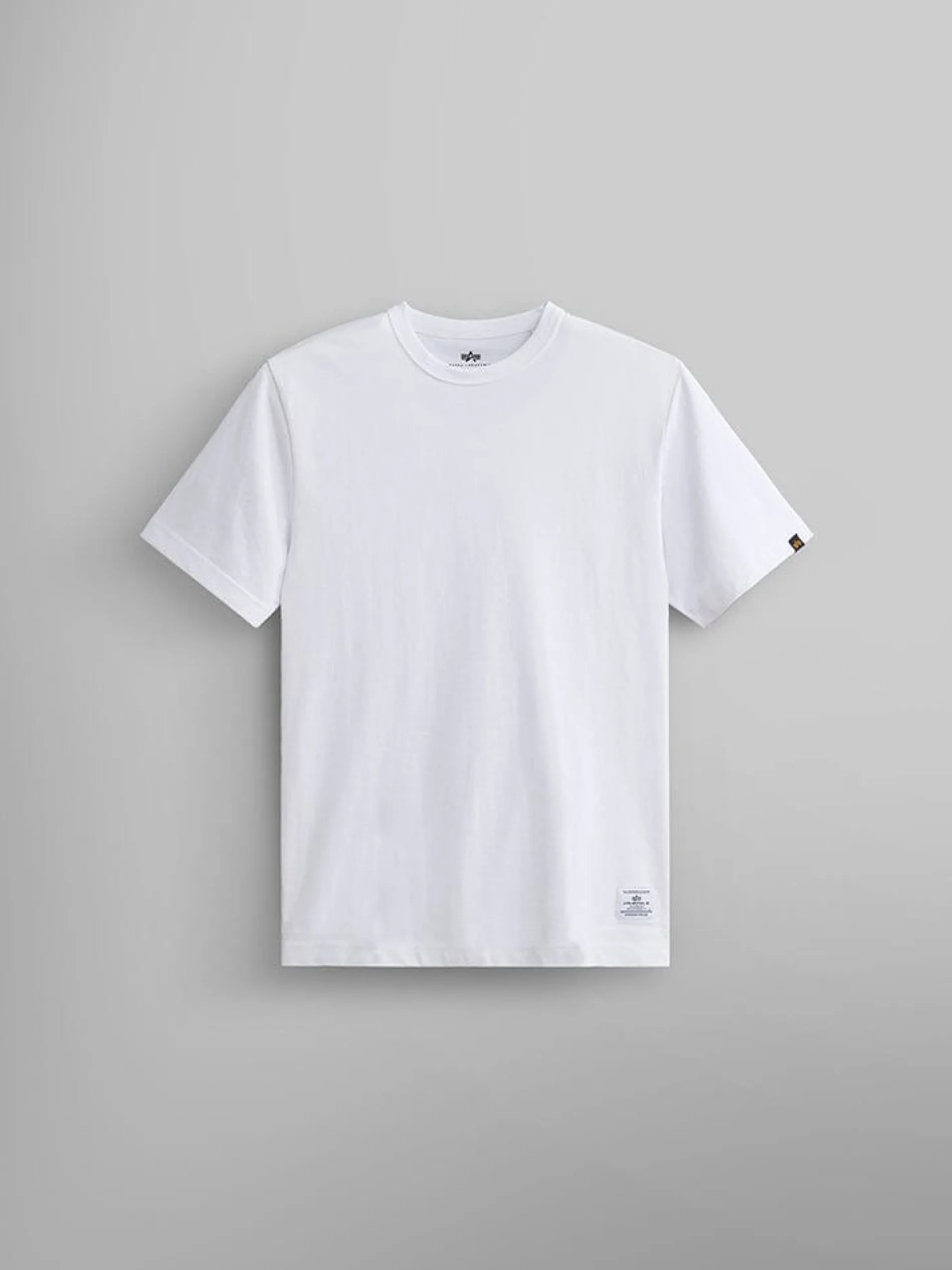 ESSENTIAL TEE