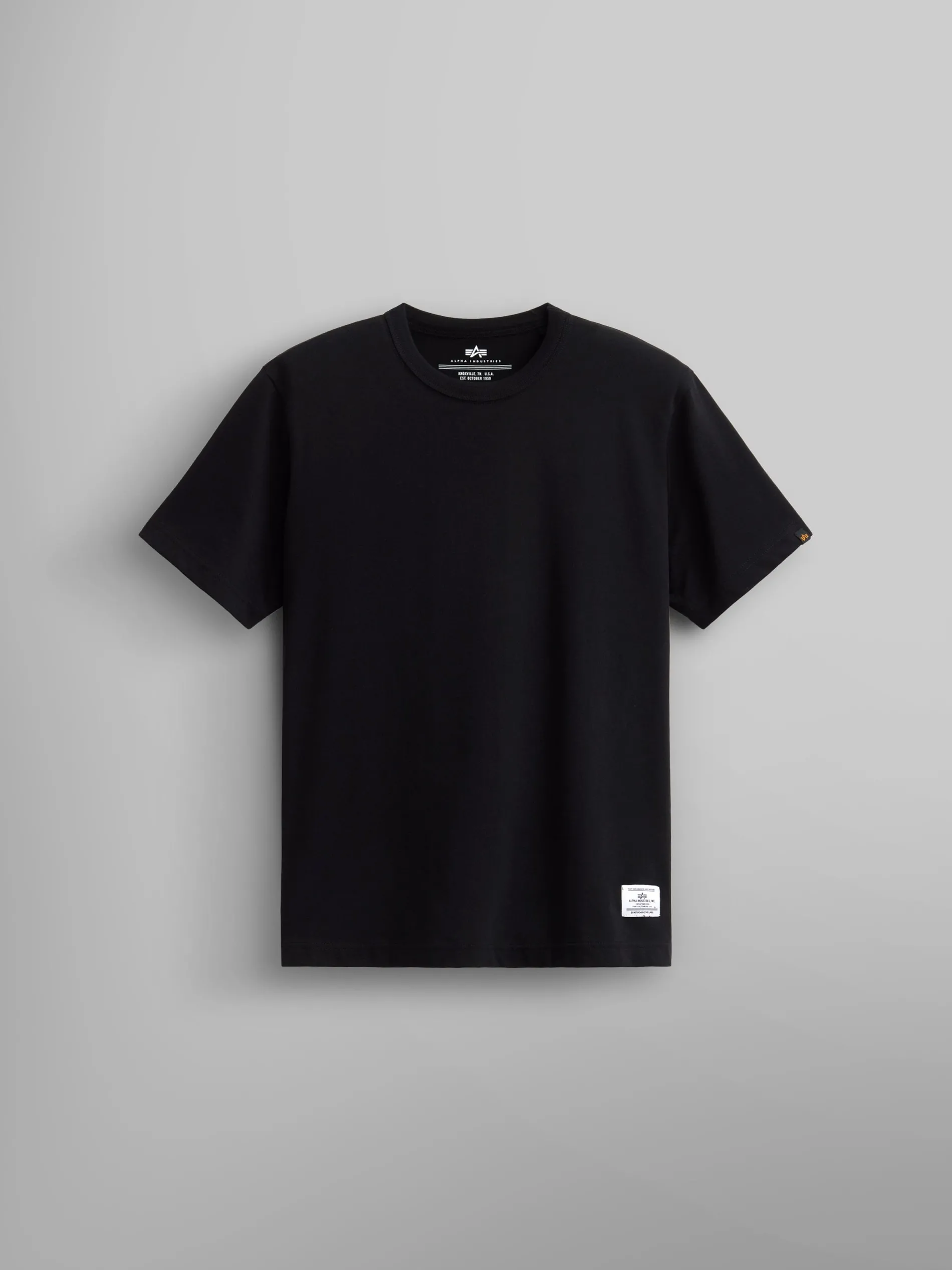 ESSENTIAL TEE