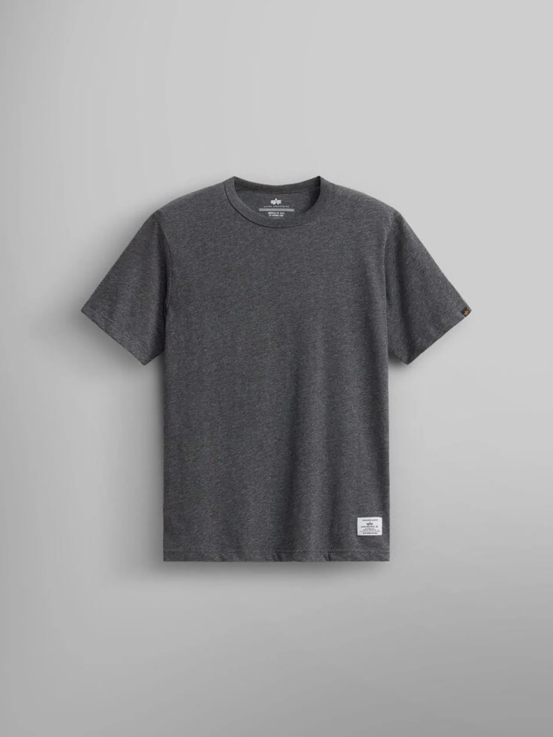 ESSENTIAL TEE
