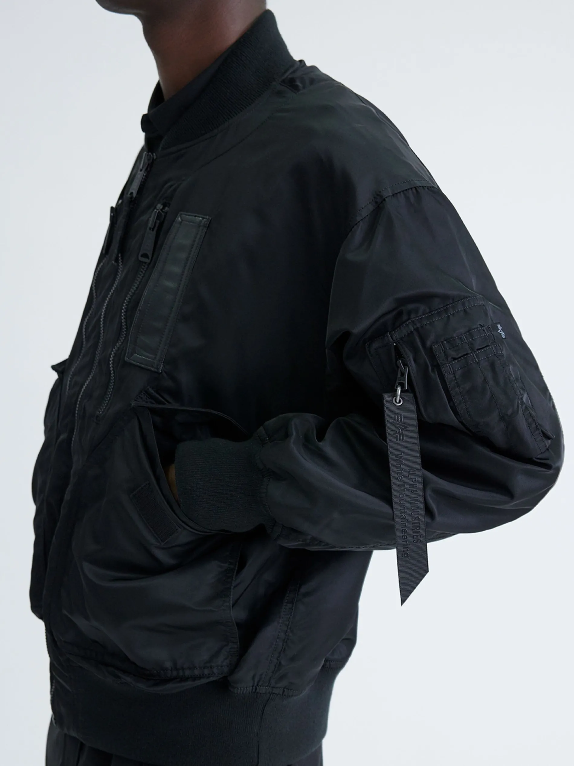 WHITE MOUNTAINEERING X ALPHA FLIGHT JACKET